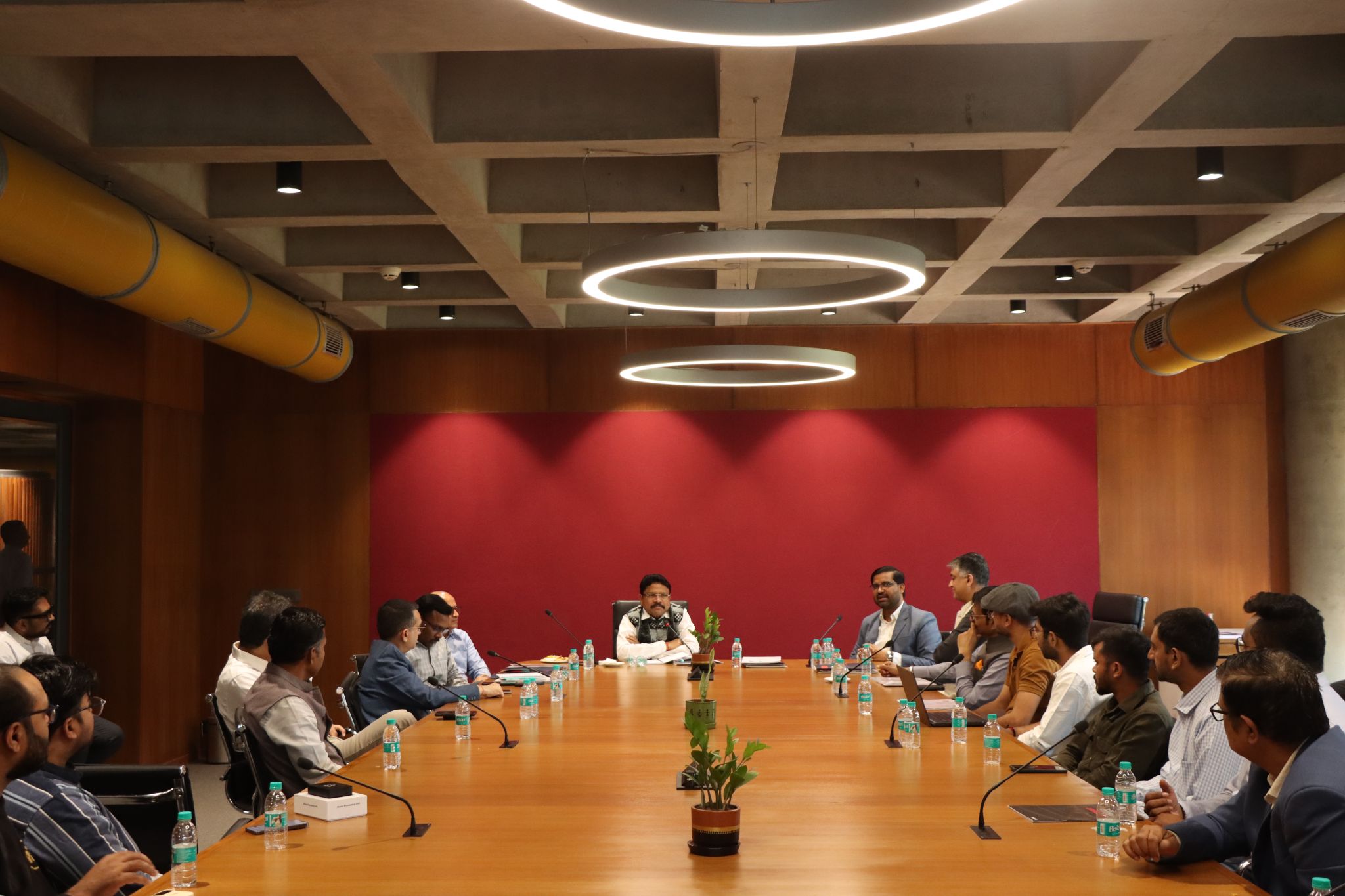 Dr Mukesh Mahaling, Hon'ble Cabinet Minister of Health and Family Welfare, Parliamentary Affairs, and Electronics and Information Technology, government of Odisha, visited i-Hub Gujarat