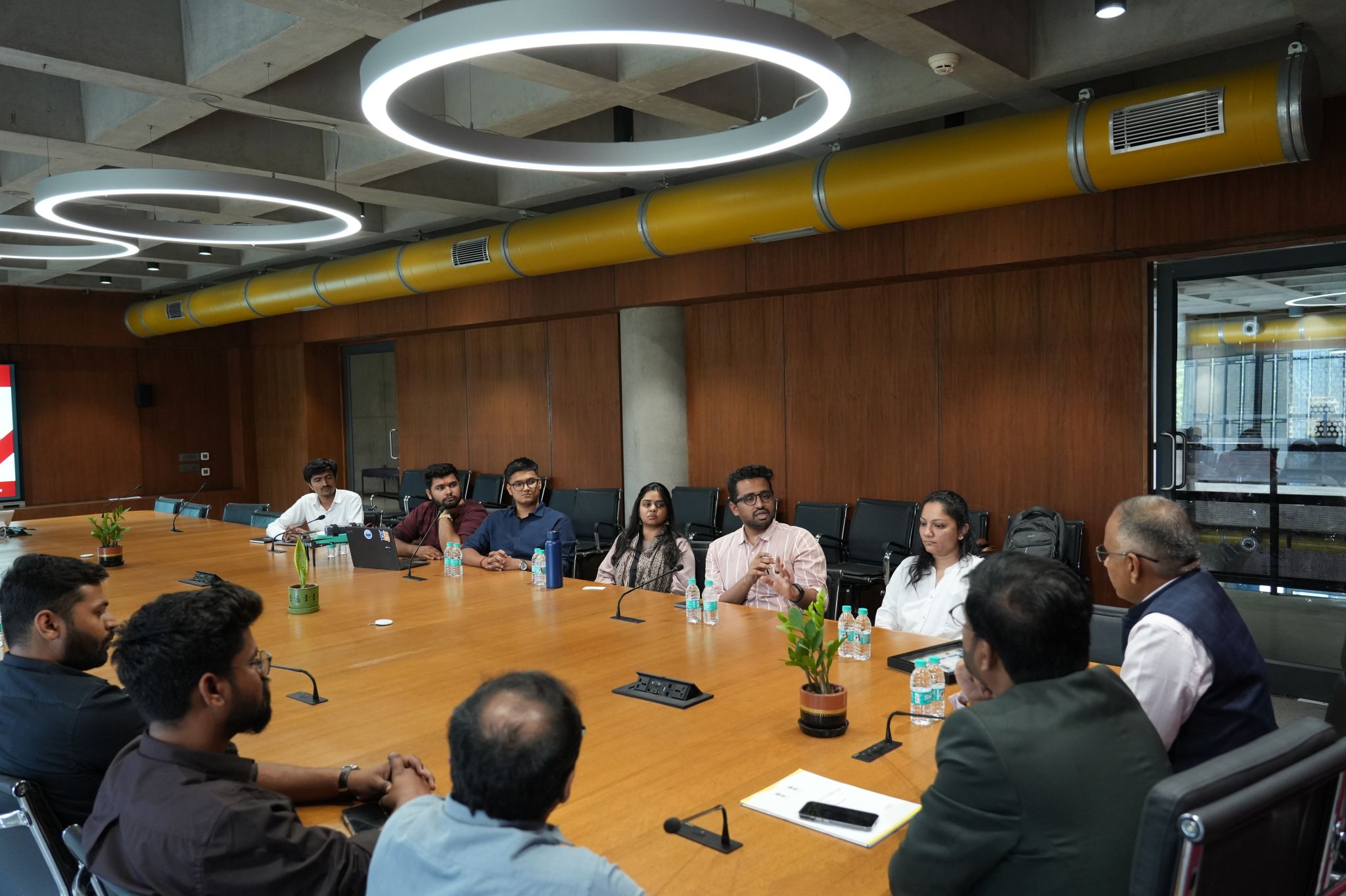 Dr. Shamsher Singh IPS visited i-Hub Gujarat