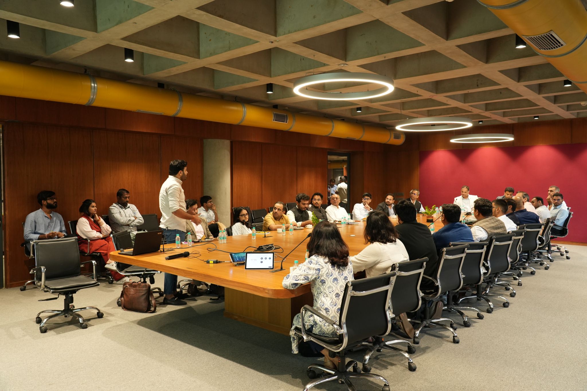 Hon’ble Minister from Mauritius Visits i-Hub Gujarat